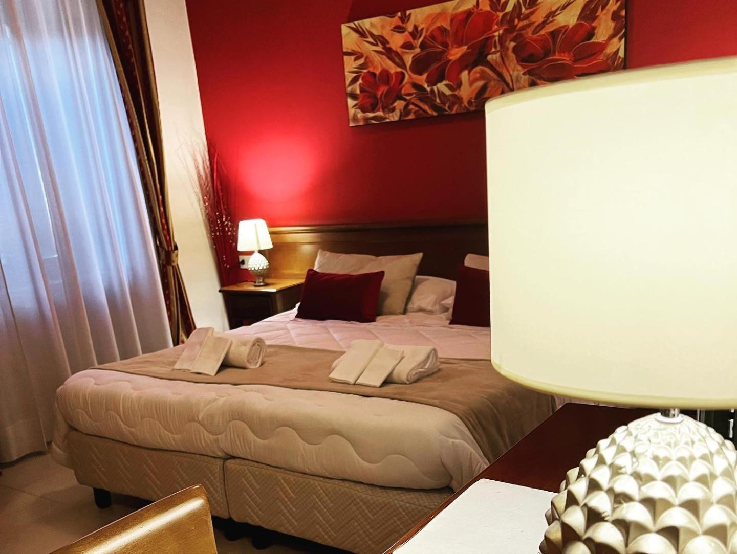 Hotel Borgo Antico Фабриано Экстерьер фото